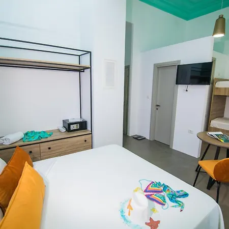 Ialemos Group Appartement *