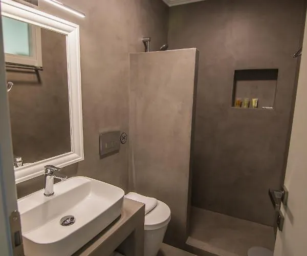 شقة Ialemos Group