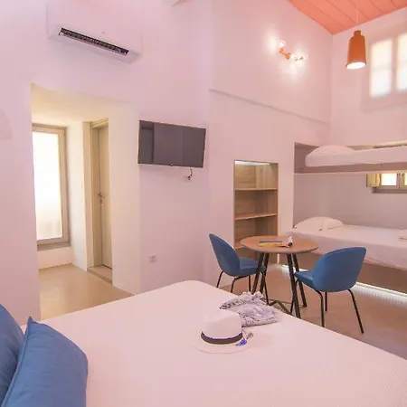 アパート Ialemos Group *