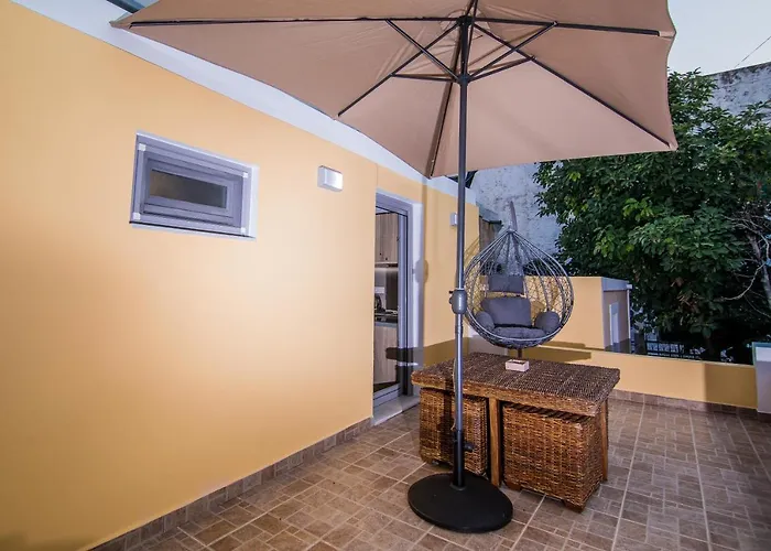 아파트 Ialemos Group 시미